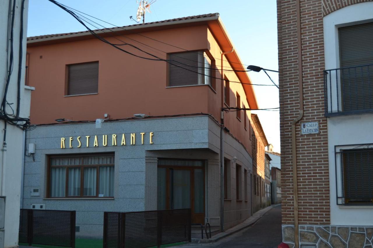 Hotel Espanol La Pueblanueva Bagian luar foto